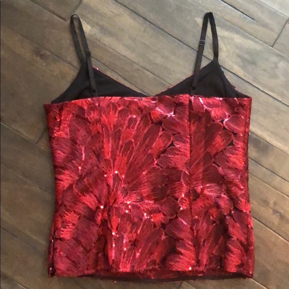 WHBM Red Sequin V Neck Tanktop - Picture 3 of 6